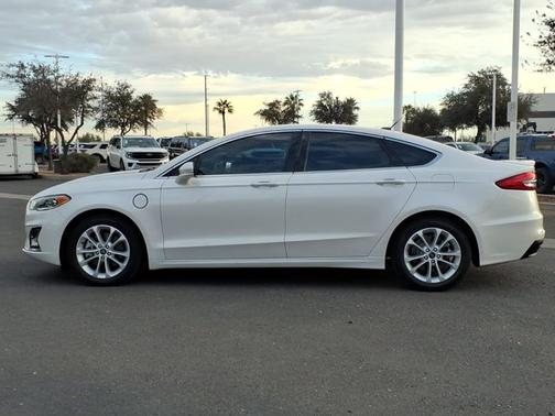 2019 Ford Fusion Energi TITANIUM