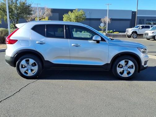 2019 Volvo XC40 T5