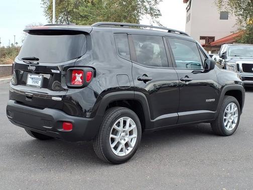 2022 Jeep Renegade LATITUDE