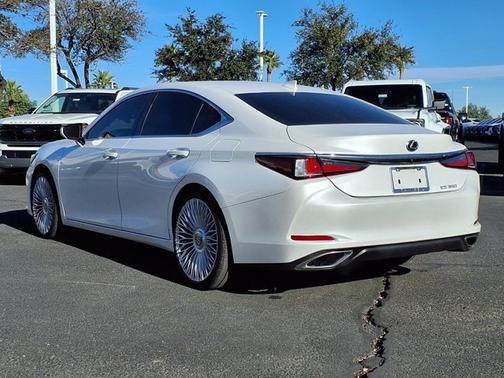 2023 Lexus ES 350 BASE