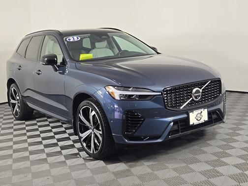 2023 Volvo XC60 Recharge Plug-In Hybrid Ultimate