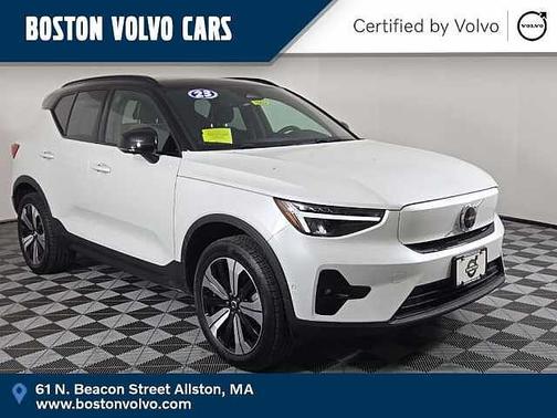 2023 Volvo XC40 Plus