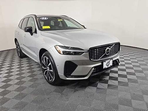 2023 Volvo XC60 Plus