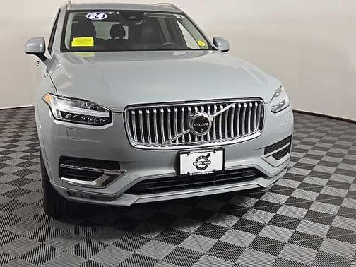 2024 Volvo XC90 Plus