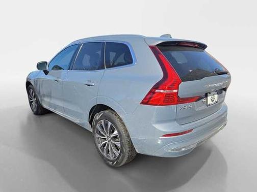 2023 Volvo XC60 Plus