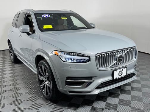 2024 Volvo XC90 Recharge Plug-In Hybrid Ultimate