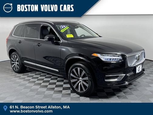 2024 Volvo XC90 B5 Plus