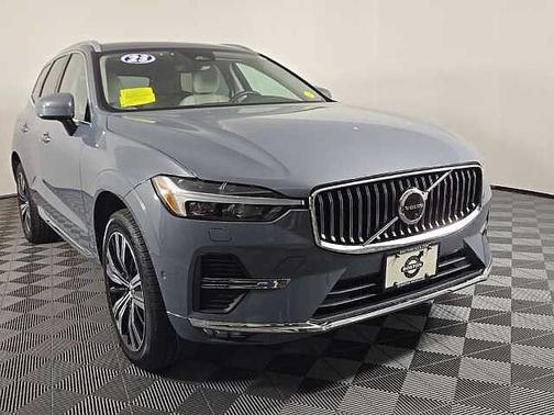 2023 Volvo XC60 Plus