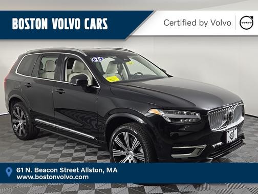 2025 Volvo XC90 Plug-In Hybrid T8 Plus