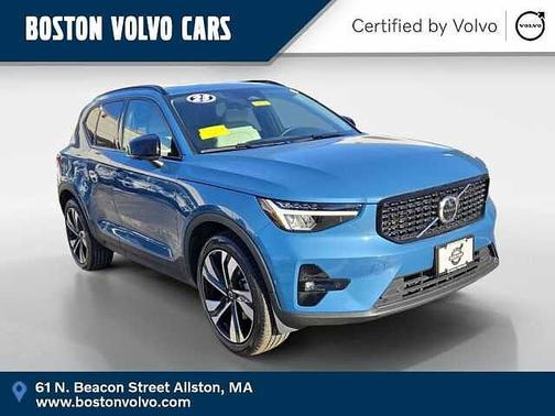 2023 Volvo XC40 Plus