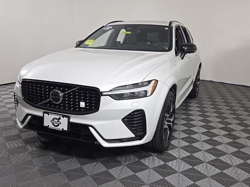2022 Volvo XC60 Recharge Plug-In Hybrid T8 Polestar