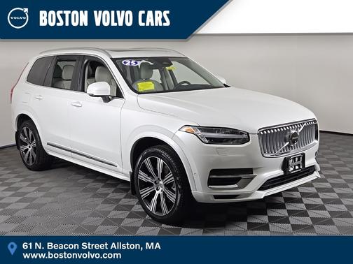 2025 Volvo XC90 Plug-In Hybrid T8 Ultra