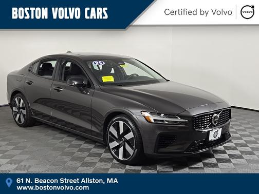 2025 Volvo S60 T8 AWD Plug-IN Hybrid Plus