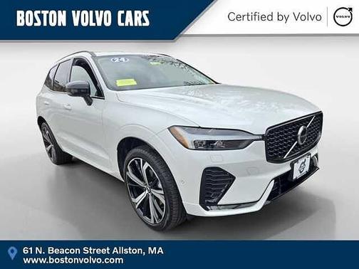 2024 Volvo XC60 B5 Ultimate Dark Theme