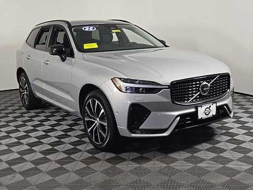 2025 Volvo XC60 Plus