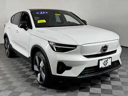 Crystal White 2023 Volvo C40 Recharge Pure Electric Ultimate
