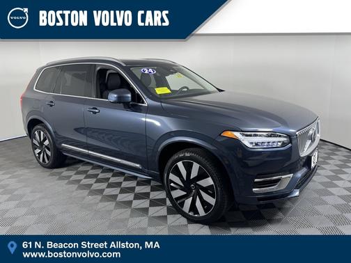2024 Volvo XC90 Recharge Plug-In Hybrid T8 Plus Bright Theme 7 Passenger