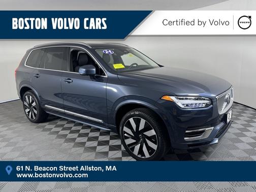 2024 Volvo XC90 Recharge Plug-In Hybrid T8 Plus Bright Theme 7 Passenger
