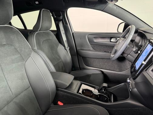2023 Volvo C40 Recharge Pure Electric Ultimate