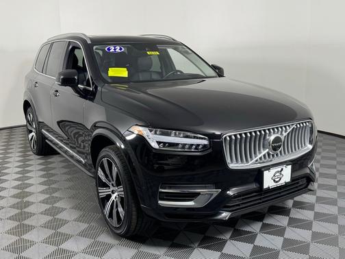 2022 Volvo XC90 Recharge Plug-In Hybrid T8 Inscription Extended Range 7P