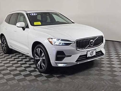 2022 Volvo XC60 B5 Inscription