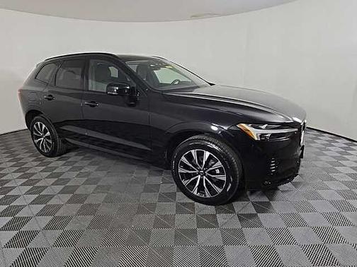 2023 Volvo XC60 Plus