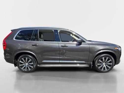 2024 Volvo XC90 B5 Core