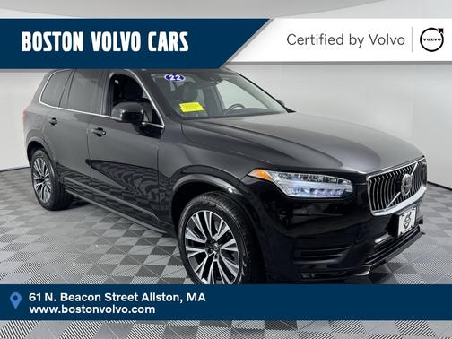 2022 Volvo XC90 T6 Momentum
