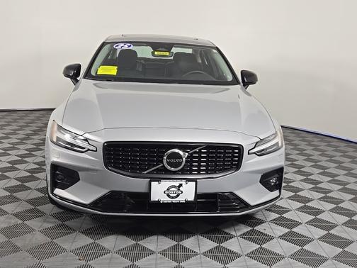 2025 Volvo S60 B5 AWD Core