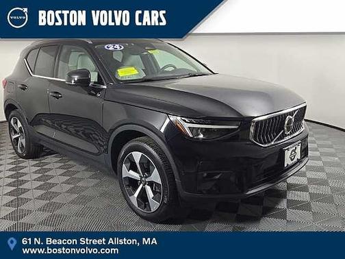 2024 Volvo XC40 Plus