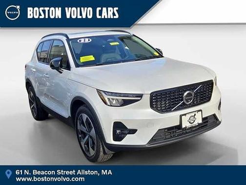 2023 Volvo XC40 Plus