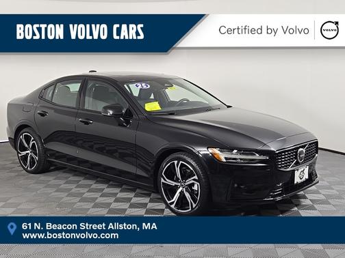 2025 Volvo S60 B5 AWD Plus