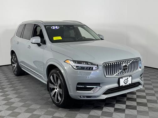 2024 Volvo XC90 B6 Plus Bright Theme 6-Seater