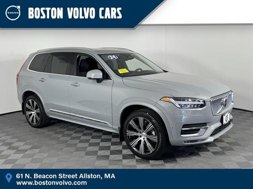 2024 Volvo XC90 B6 Plus Bright Theme 6-Seater