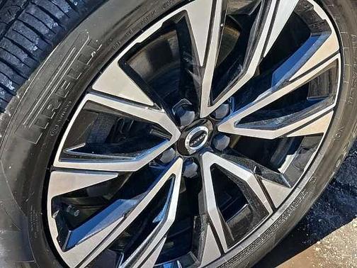 2023 Volvo XC60 Plus