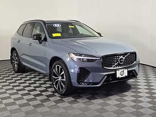 2023 Volvo XC60 Plus