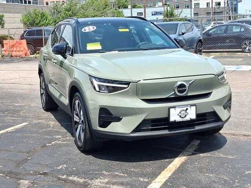 Sage Green 2023 Volvo XC40 Recharge Pure Electric Core