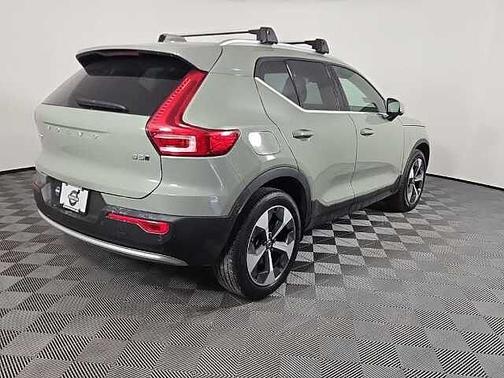 2023 Volvo XC40 Plus