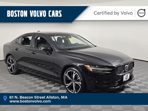2025 Volvo S60 B5 AWD Plus