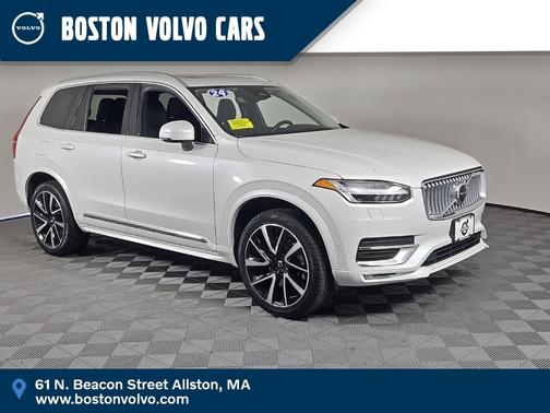 2024 Volvo XC90 B6 Plus Bright Theme