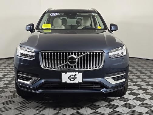 2022 Volvo XC90 Recharge Plug-In Hybrid T8 Inscription Expression Extended Range 6P