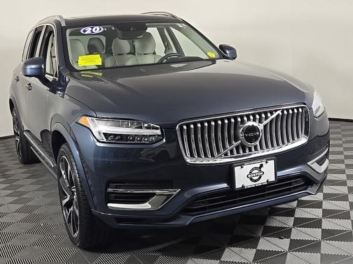 2022 Volvo XC90 Recharge Plug-In Hybrid T8 Inscription Expression Extended Range 6P