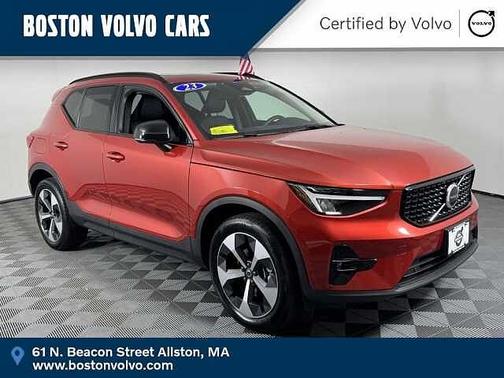 2023 Volvo XC40 Plus