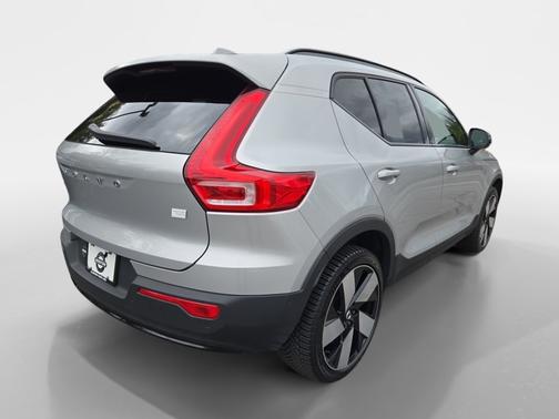 2023 Volvo XC40 Recharge Pure Electric Ultimate