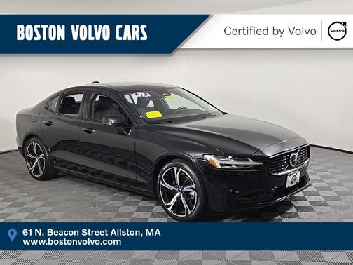 2025 Volvo S60 B5 AWD Plus