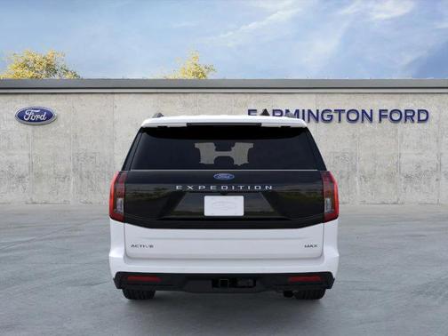 2025 Ford Expedition Max Active 4x4