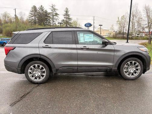 Carbonized Gray Metallic 2026 Ford Explorer Active