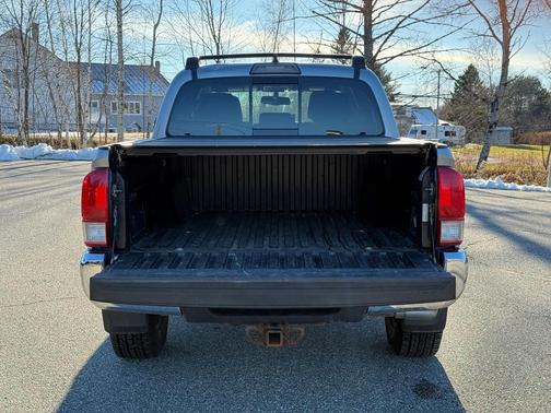 2017 Toyota Tacoma Base