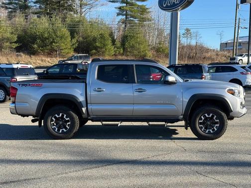2017 Toyota Tacoma Base