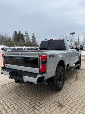 2025 Ford F-350 Platinum